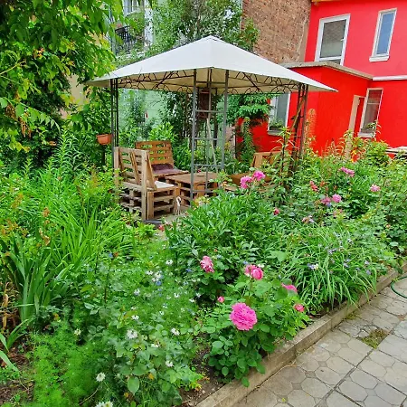 Modern And Old Sofie